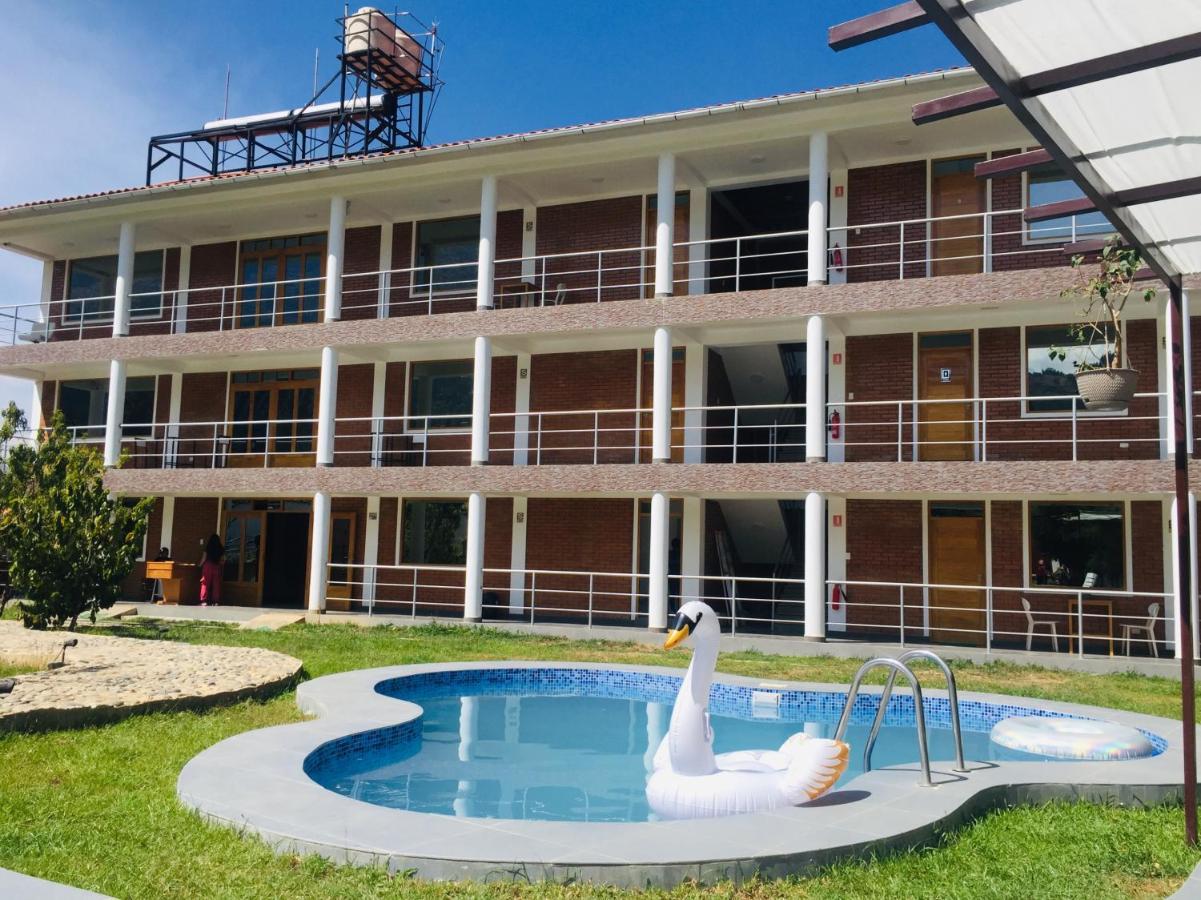 Runaway Eco Hotel Carhuaz Exterior photo