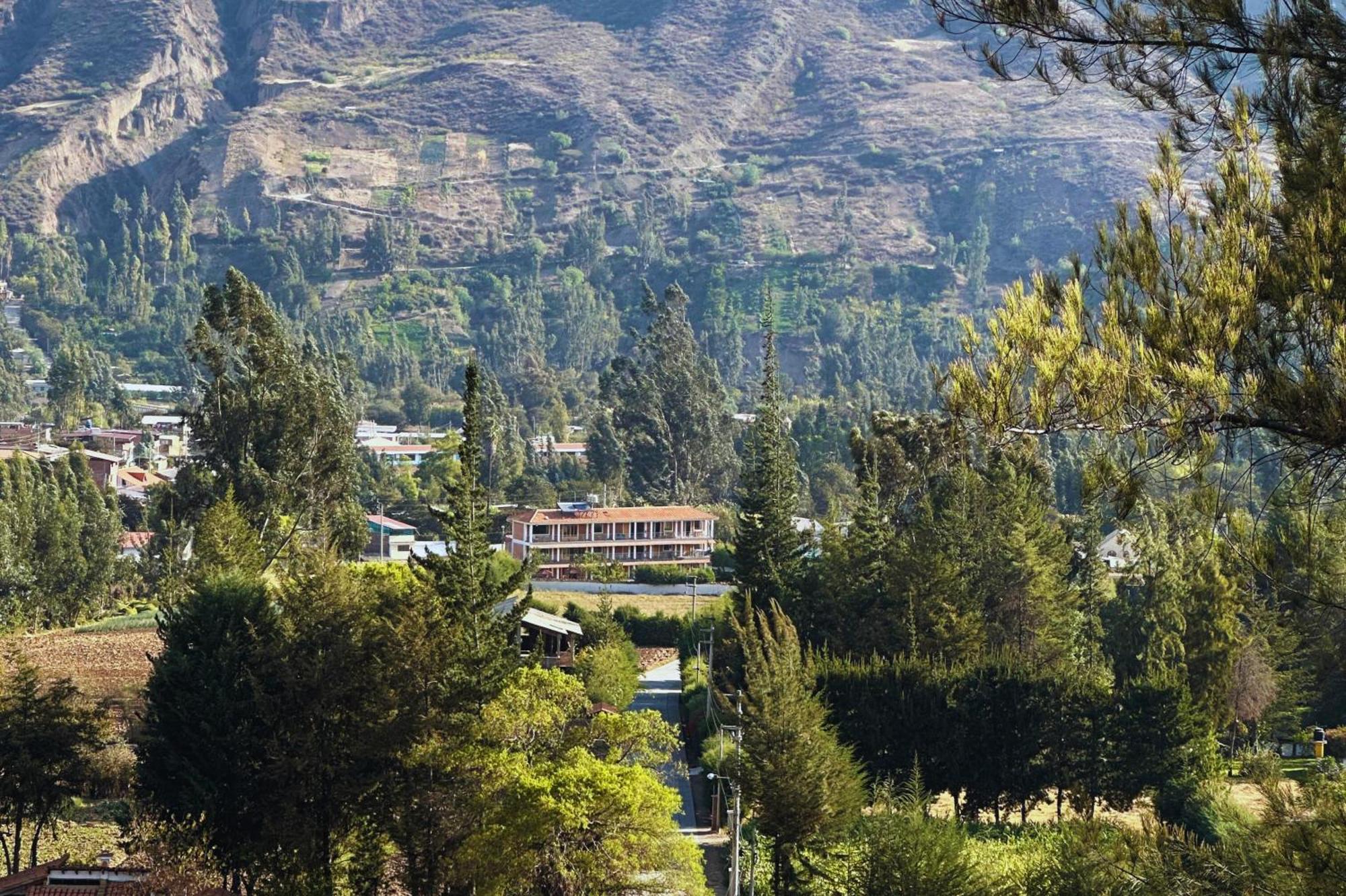 Runaway Eco Hotel Carhuaz Exterior photo